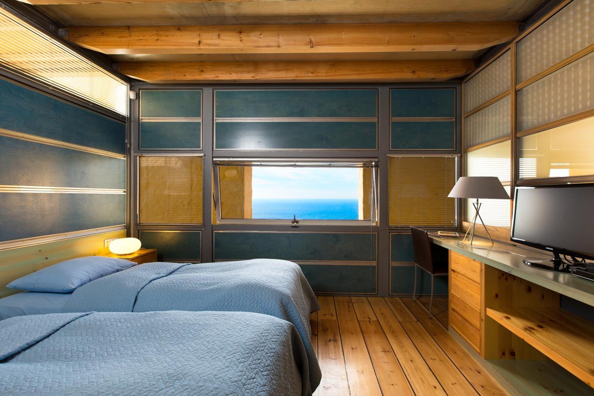 Beachfront Ravdoucha Epavlis Eleni Villa - Pool, Hot Tub, Gym, Sauna, Private Parking, Wifi Hanya Dış mekan fotoğraf